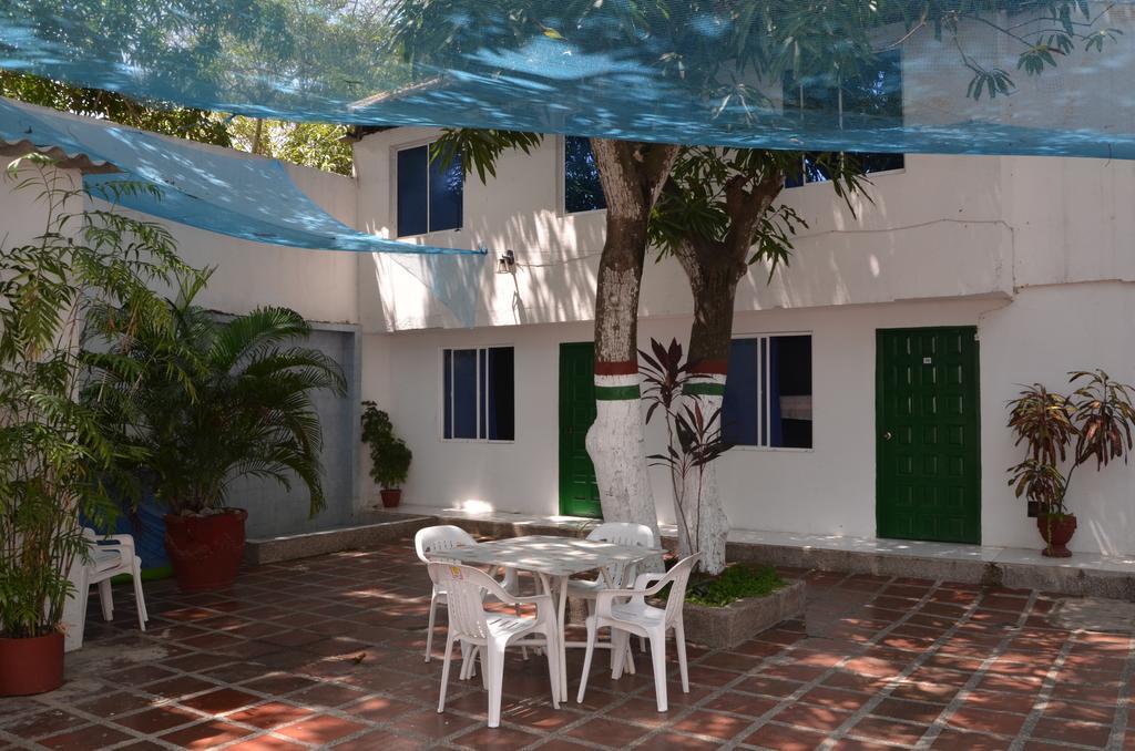 Hotel Vargas Airport Cartagena Exterior photo