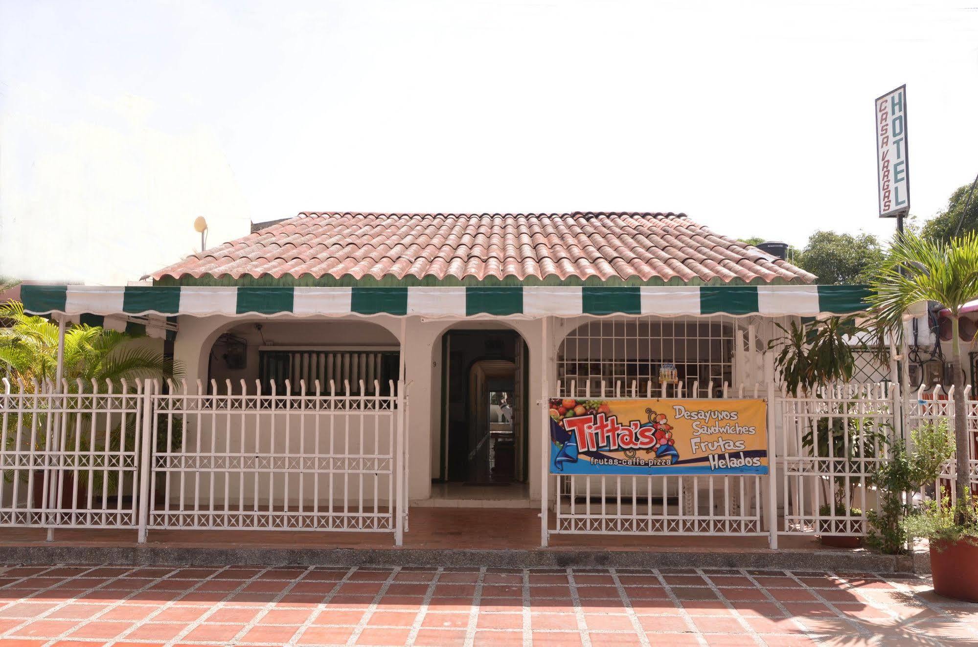 Hotel Vargas Airport Cartagena Exterior photo